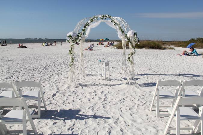 Clearwater Beach Wedding The Wedding Kiss Florida Beach